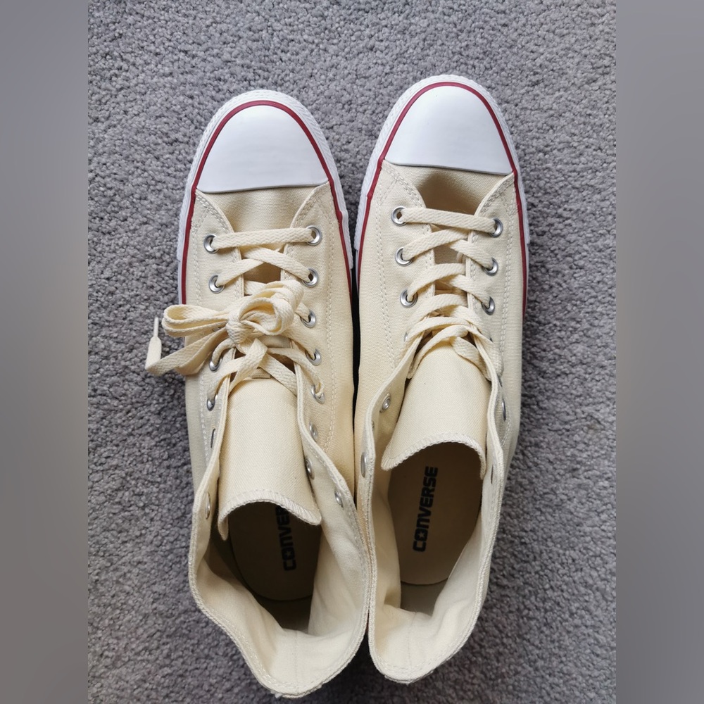 NEW Converse Chuck Taylor All Star High Classic Light Yellow Sneakers Sz13 - Picture 2 of 7